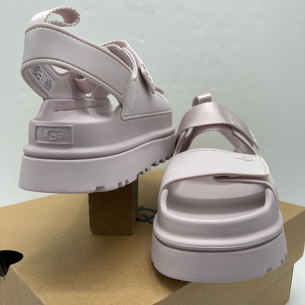 UGG Platform Sandals 
W / 1152685
W GOLDENGLOW
BYF Bay Fog
New - Picture 6 of 16